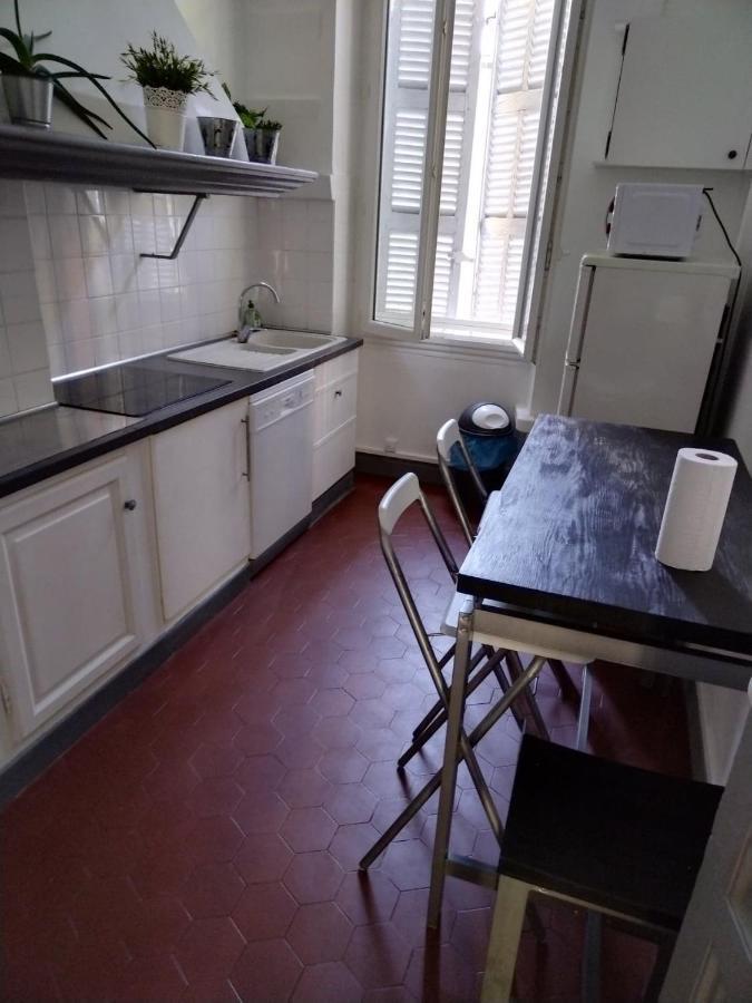 Quartier Des Createurs "La Plaine Cours Julien" Chambre Privee Dans Appartement Menage Frequent Des Parties Commune Marselha Exterior foto