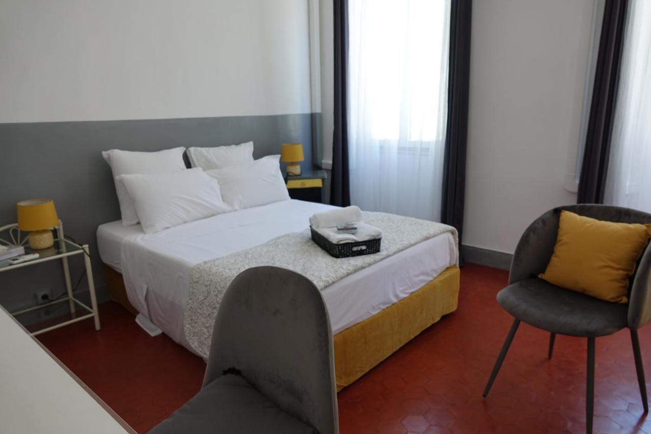Quartier Des Createurs "La Plaine Cours Julien" Chambre Privee Dans Appartement Menage Frequent Des Parties Commune Marselha Exterior foto
